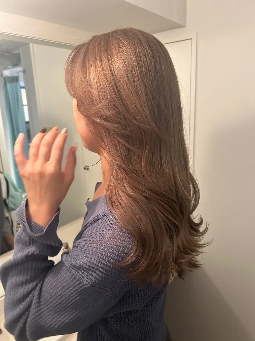 カラー 🌟デザインカラー 久保悠那のヘアスタイル