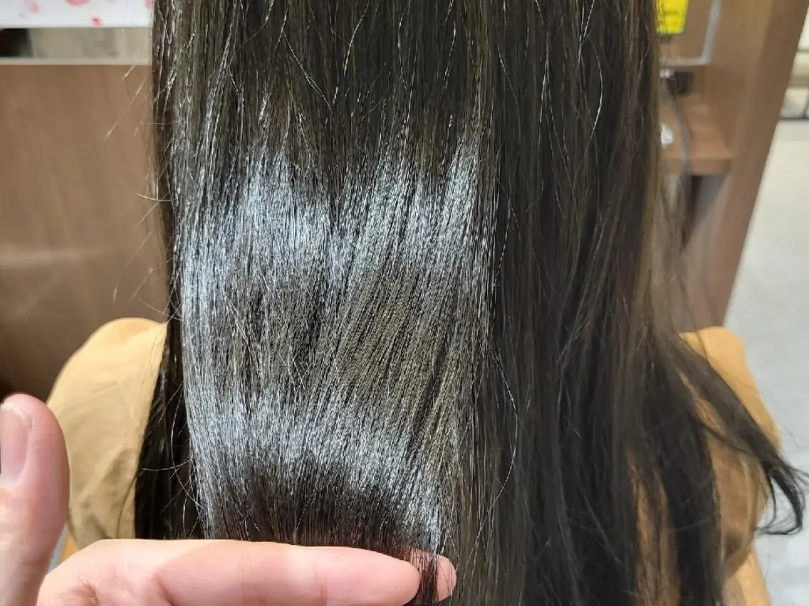ロング カラー 伊藤 史哉のヘアスタイル
