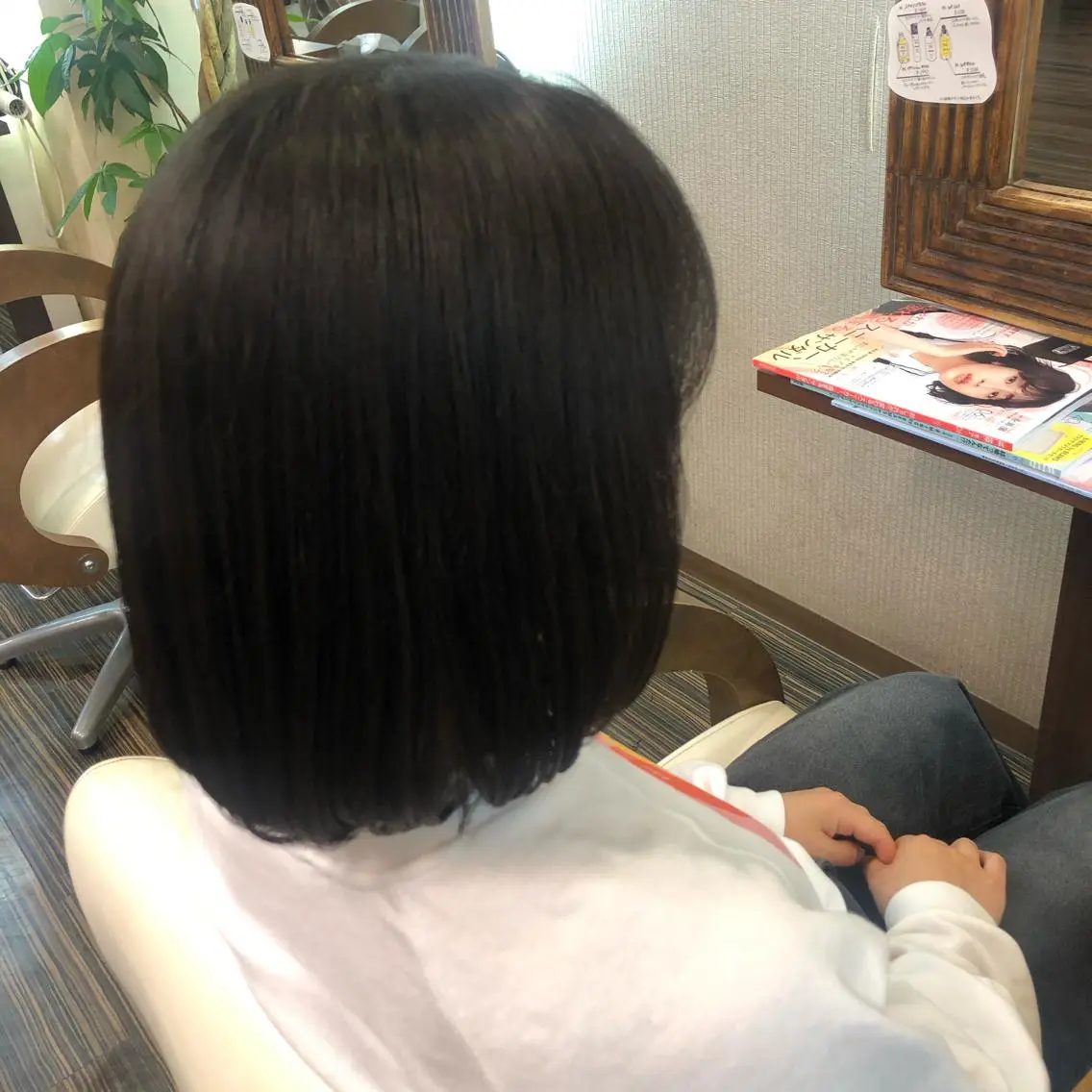 ミディアム カット トリートメント 山崎 絵莉香のヘアスタイル