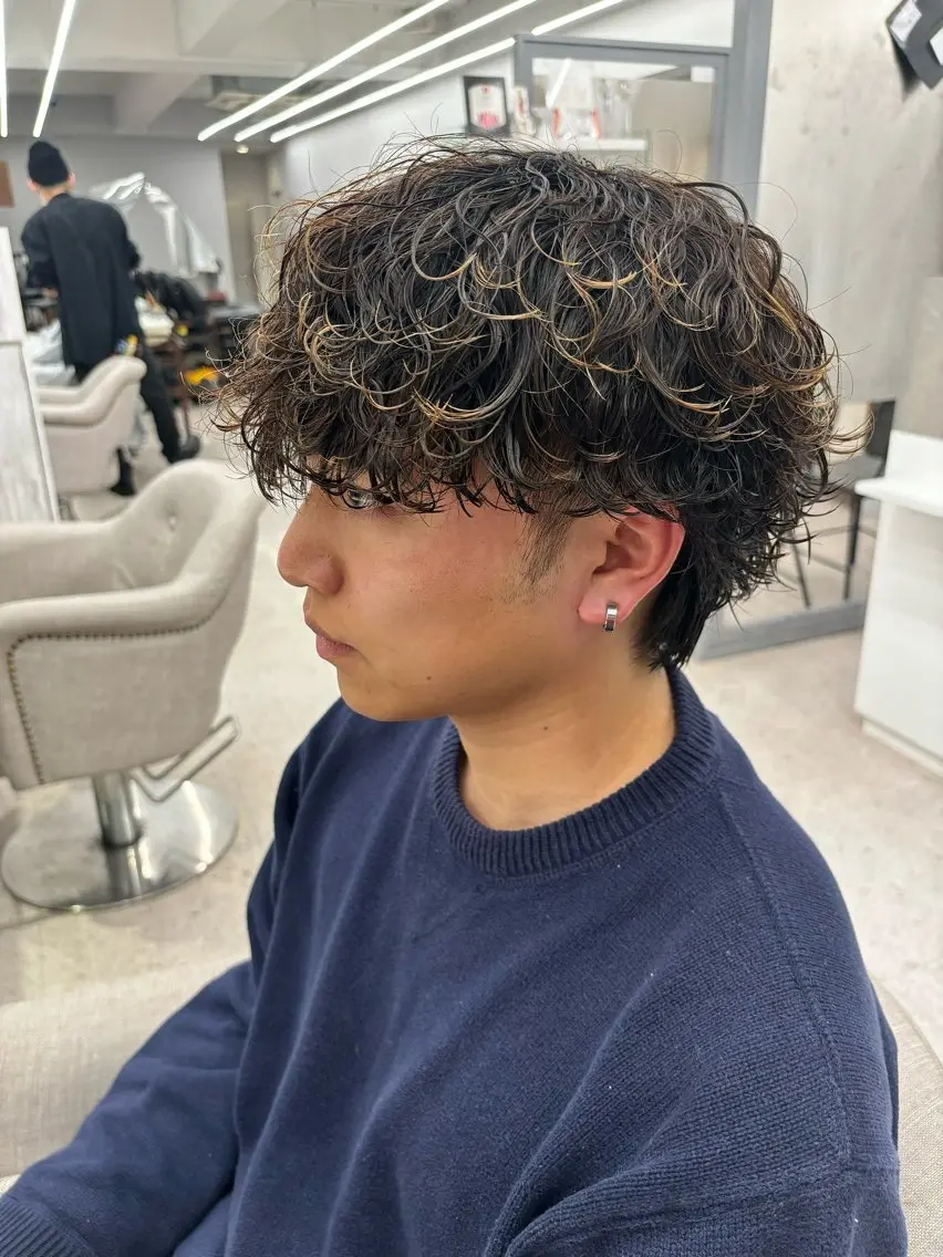 パーマ メンズ マッシュ メンズパーマ 刈り上げ 波巻きパーマ カット パーマ 🍐シャドウパーマ メンズ特化/守岡🍐のヘアスタイル