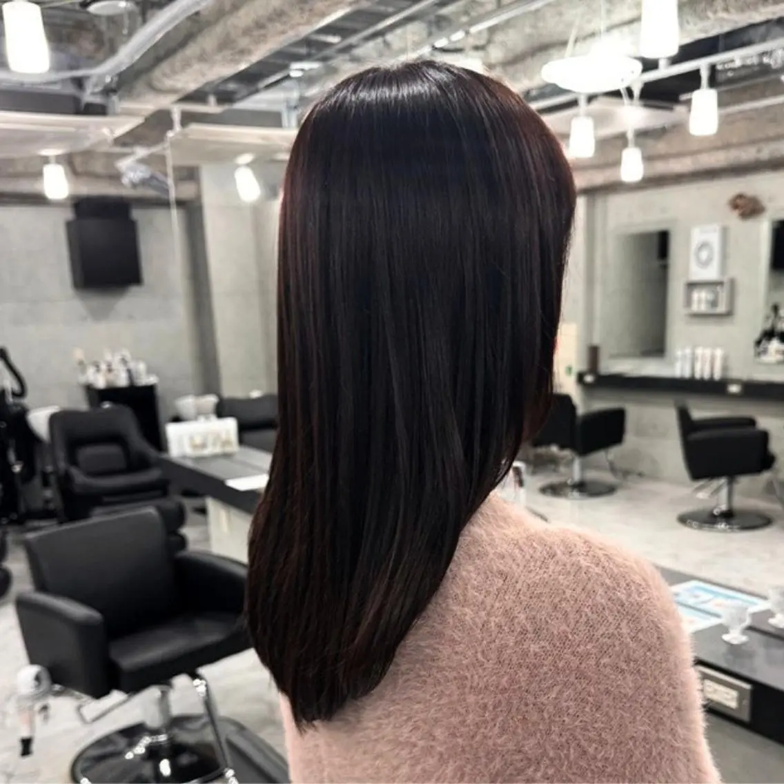 ロング カラー ブラウンカラー チョコレートブラウン レイヤーカット ロング トリートメント ❇️安達 優心❇️ レイヤー/艶髪特化のヘアスタイル