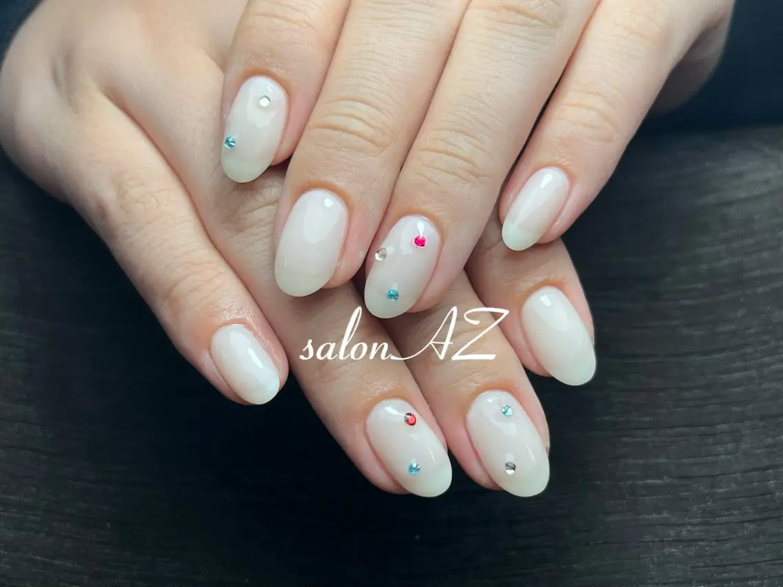 ネイル アートネイル 長さ出し フットネイル フレンチネイル ジェルネイル salon AZのネイルデザイン