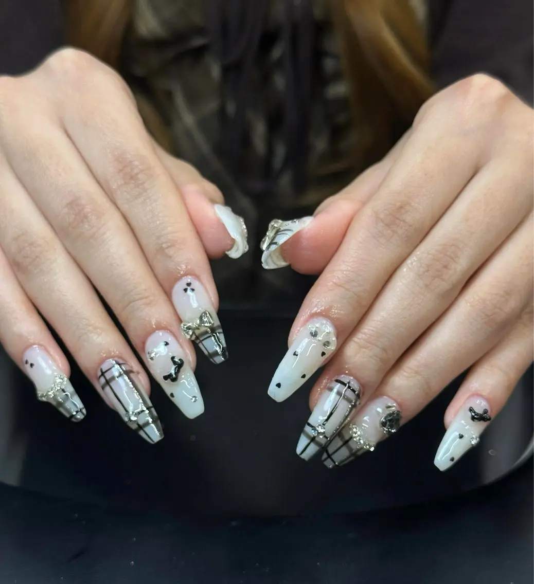 ネイル Iconic Nailのネイルデザイン