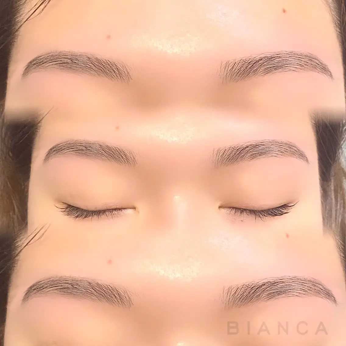 🦋アイブロウWAX+眉カット ¥4310🦋の写真