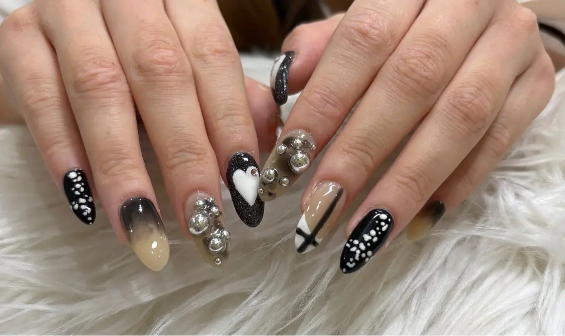 ネイル shiori .のネイルデザイン