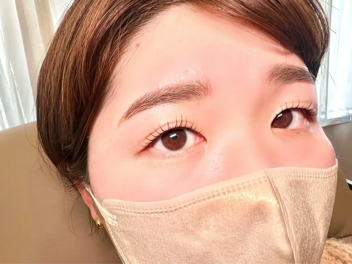 マツエク・マツパ アイブロウ まつげパーマ リネル 新宿西口の眉毛・アイブロウイメージ