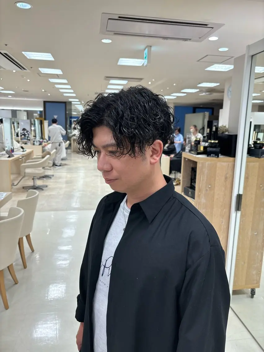 ショート パーマ メンズ カット パーマ トリートメント 湘南/メンズパーマ/ ハイライト/ユチカのヘアスタイル
