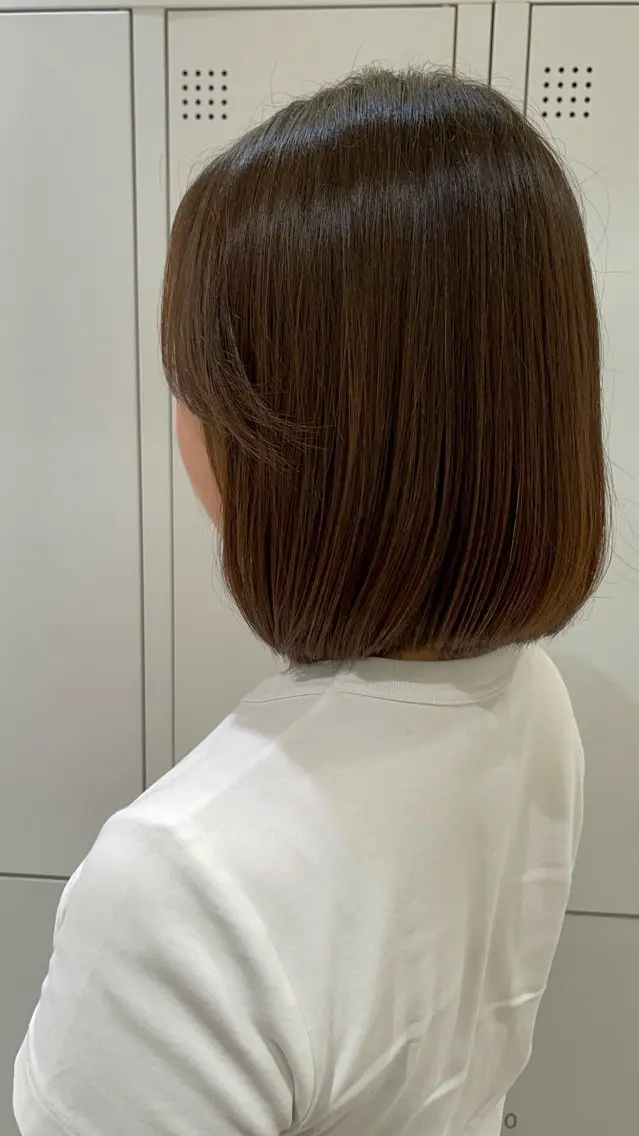 ショート Alen🐶🐾/海 外風/グレージュ🩶のヘアスタイル