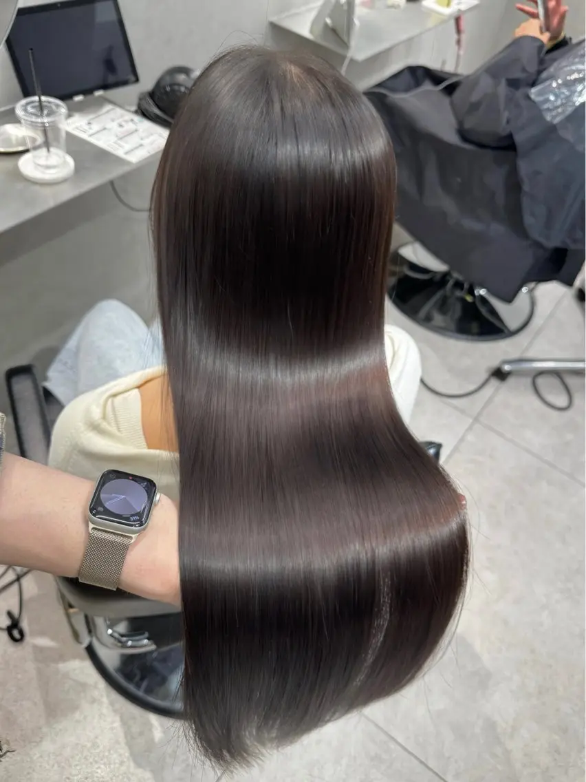 ロング 🫧縮毛矯正🫧 髪質改善RIKU🫧のヘアスタイル