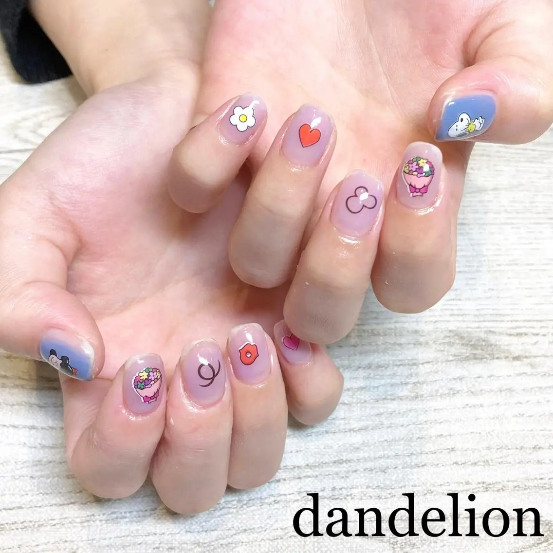 ネイル ハンドネイル ハンドケア dandelion ダンデライオンのネイルデザイン