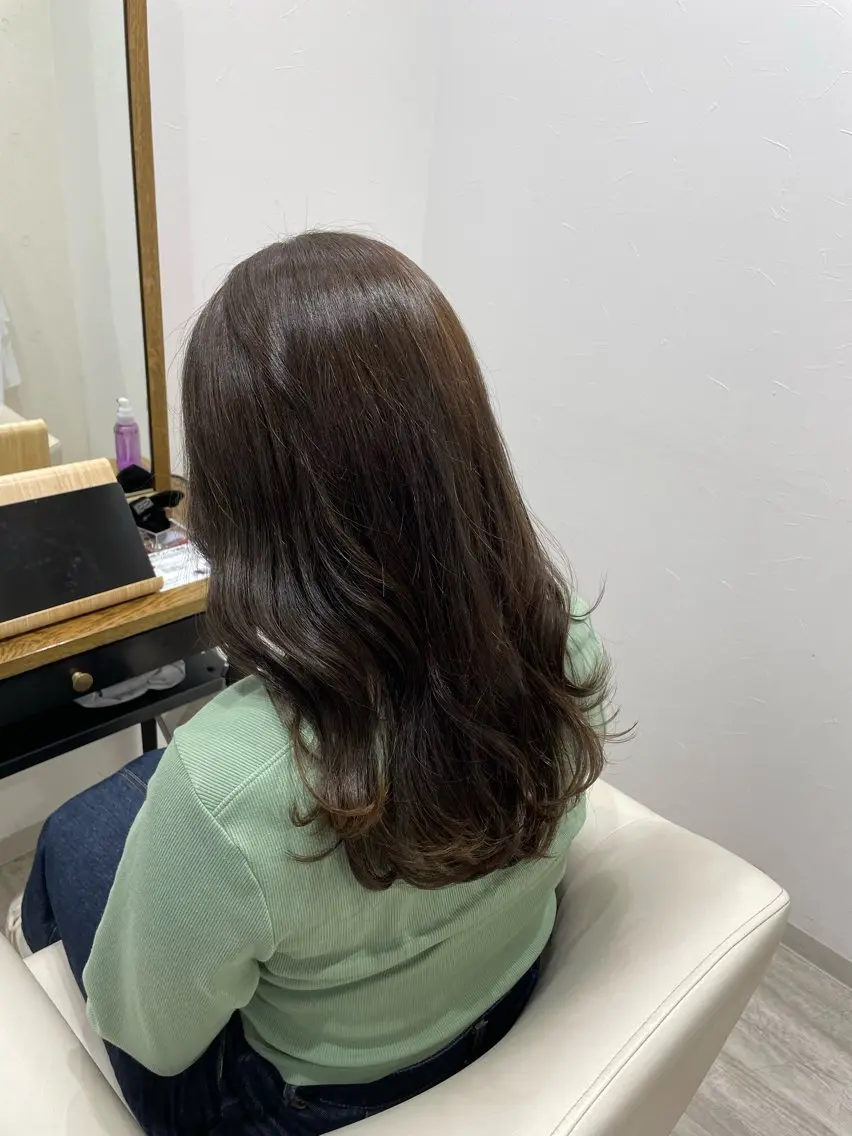 ミディアム アッシュ 小武海 俊太のヘアスタイル