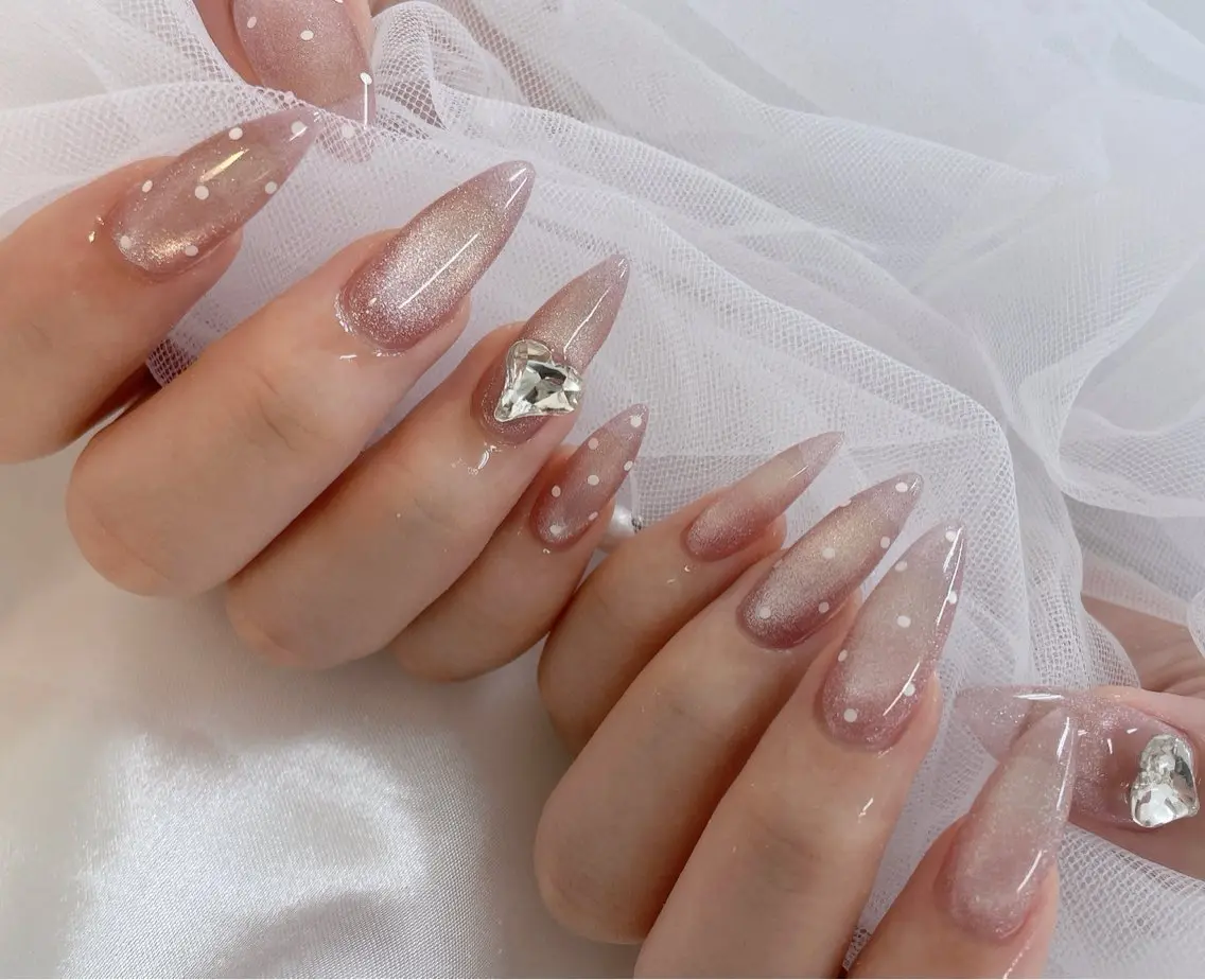 ネイル ハンドネイル Lua nail 🌸Ayaha🌸のネイルデザイン