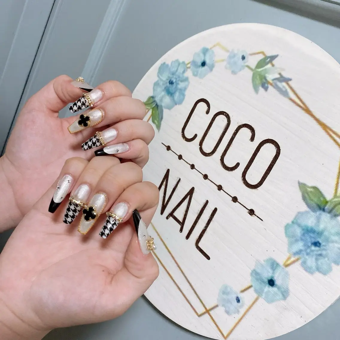 ネイル ハンドネイル COCO ネイルのネイルデザイン