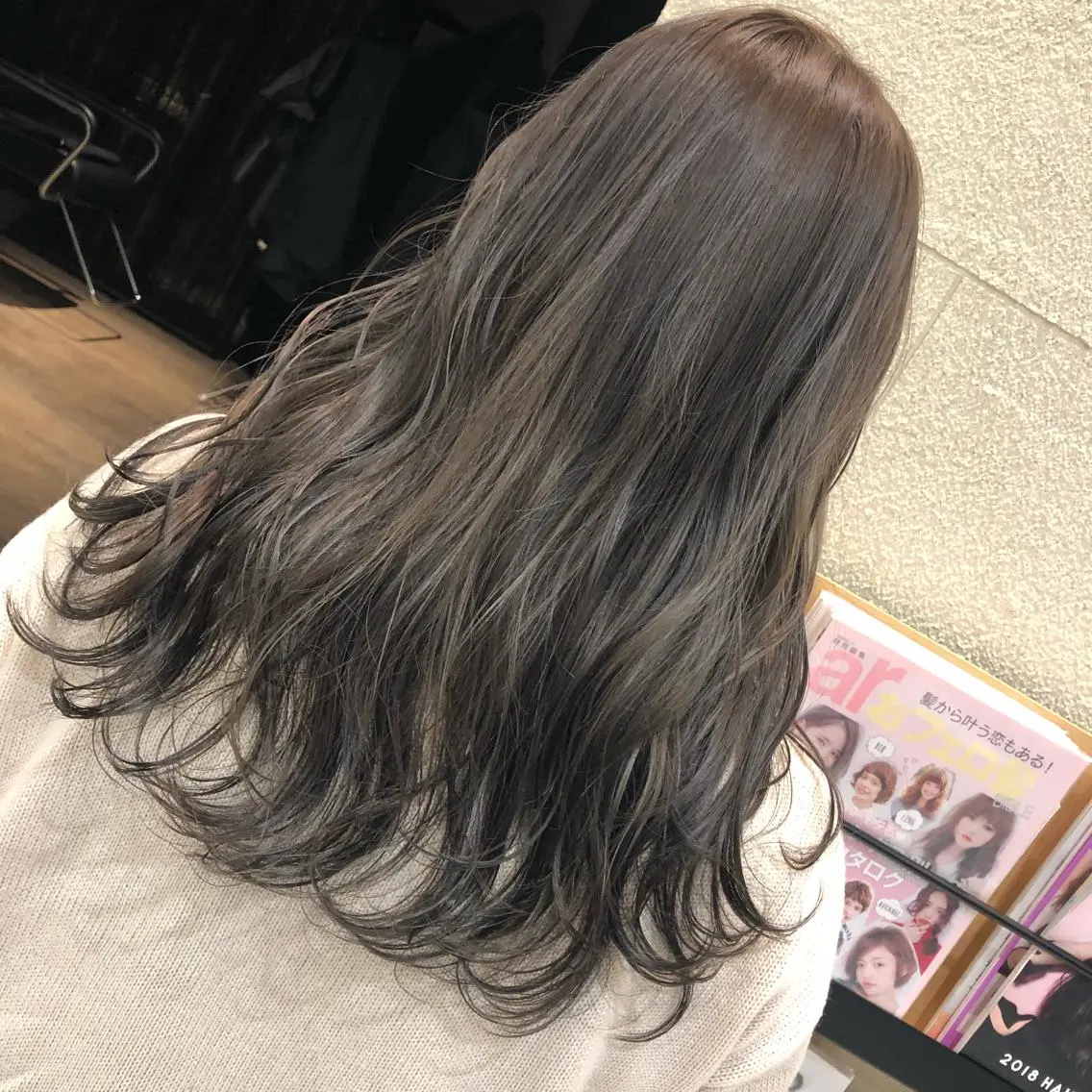 ロング カラー カット ヘアカラー 野上 綾香のヘアスタイル