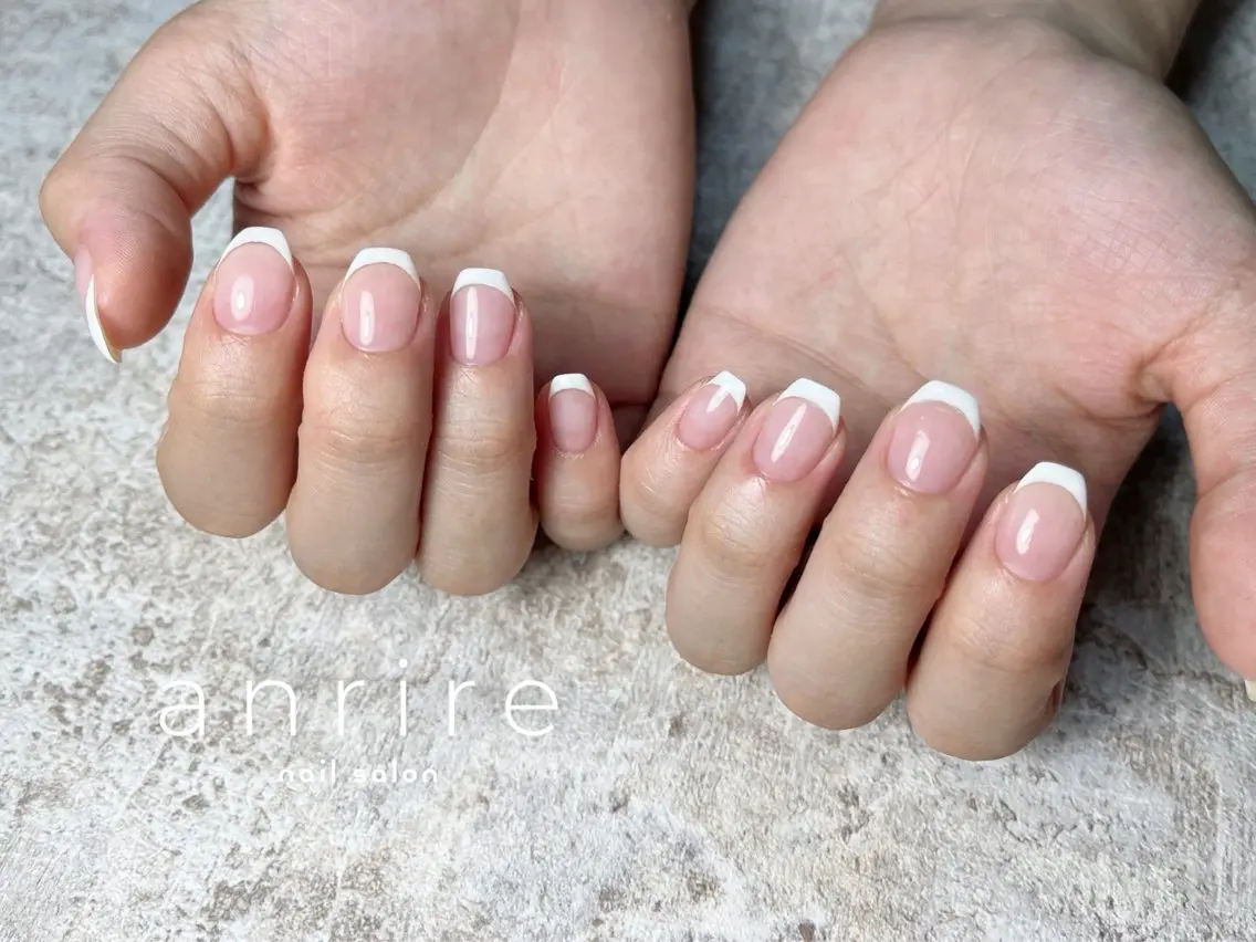 ネイル フレンチネイル ジェルネイル オフィスネイル パラジェル シンプルネイル nailsalon anrireのネイルデザイン
