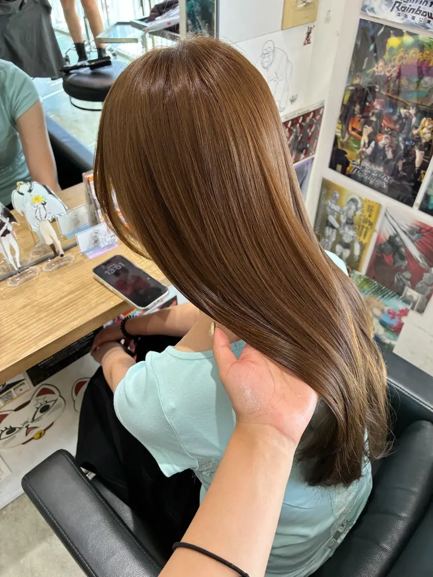 カラー 🍒オタク|渋谷 透明感|ダブルカラーのヘアスタイル