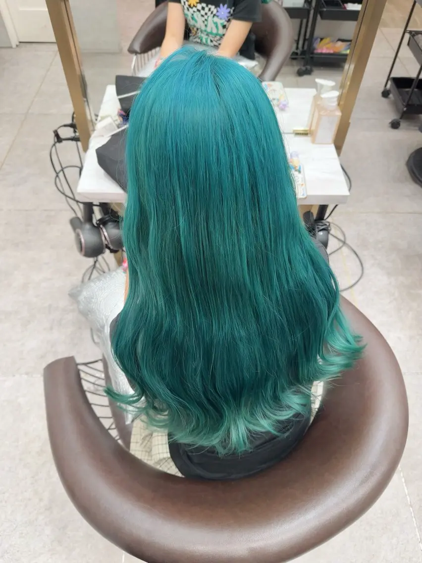 セミロング カラー ヘアアレンジ ヘアカラー トリートメント 天神/ブリーチ/ ブリーチなしカラーのヘアスタイル
