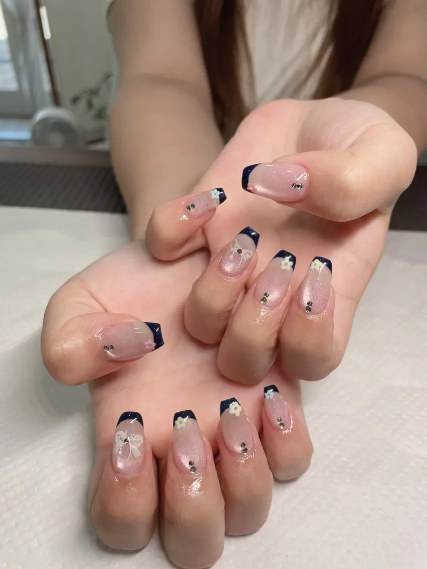 ネイル フラッシュネイル フレンチネイル マグネットネイル ハンドネイル Ricnail☾ ayanoのネイルデザイン