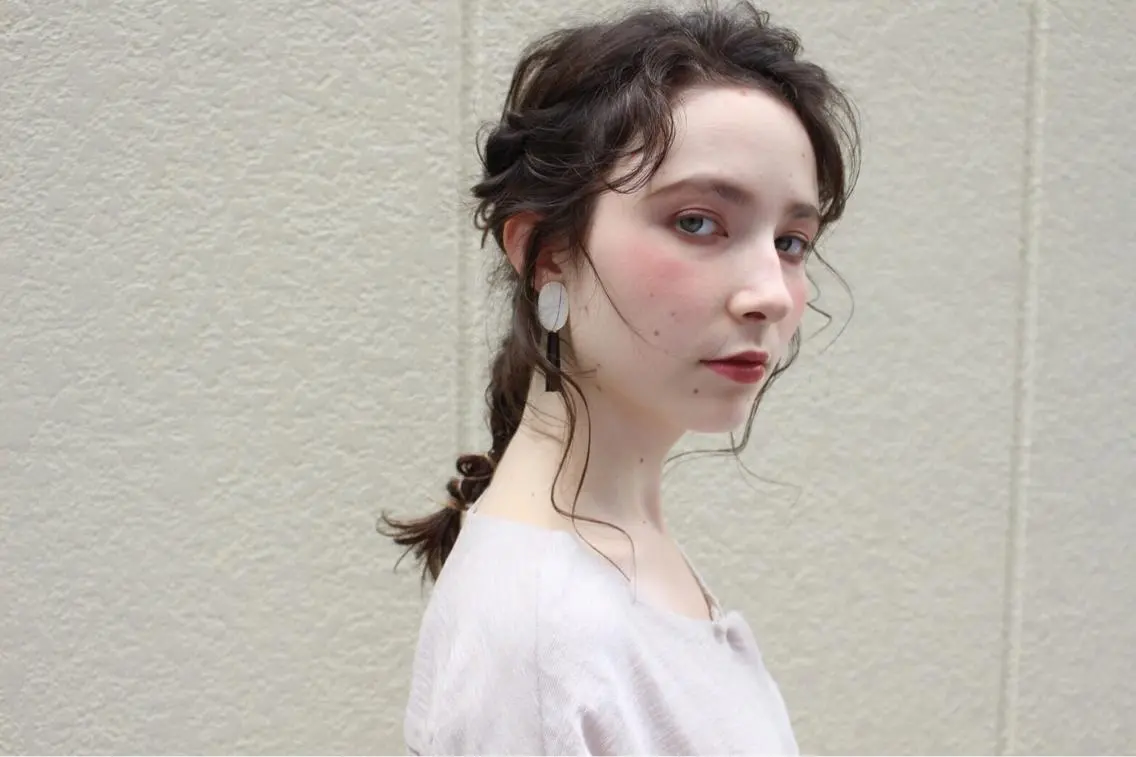 ミディアム ヘアアレンジ 緑川 瑞穂のヘアスタイル