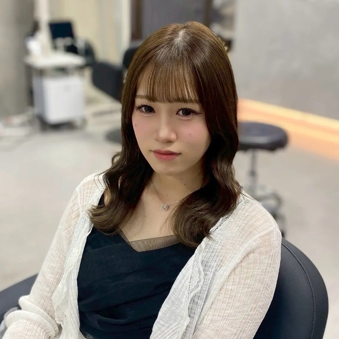 ミディアム カラー ミディアムレイヤー ブリーチ 透明感カラー ダブルカラー ハイトーンカラー XELM高崎 🤍Kyokaのヘアスタイル