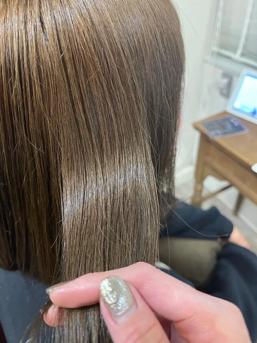 【ロング料金なし✨️】フィヨーレカラー＋トリートメント付の写真