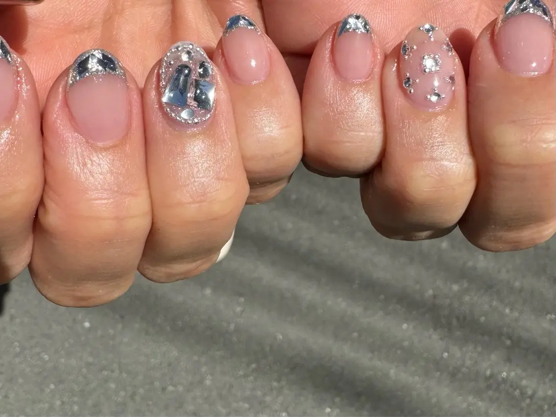 ネイル フラッシュネイル 韓国ネイル ラメ(グリッター) ラメグラデーション マグネットネイル MH_ Nailのネイルデザイン