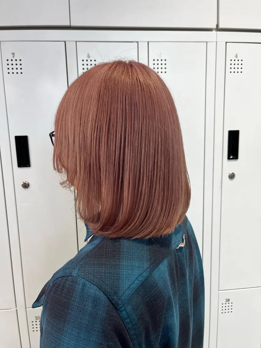 ショート カラー ヘアカラー センターパート/カラ ーメッシュ📍ユリのヘアスタイル