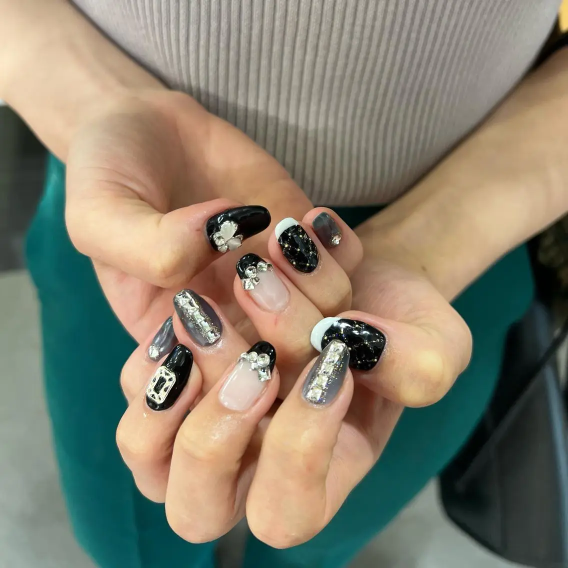 ネイル ハンドネイル 韓国🩶Y2Kネイル 💫くれはのネイルデザイン