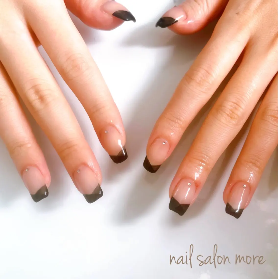 ネイル フレンチネイル nail salon moreのネイルデザイン