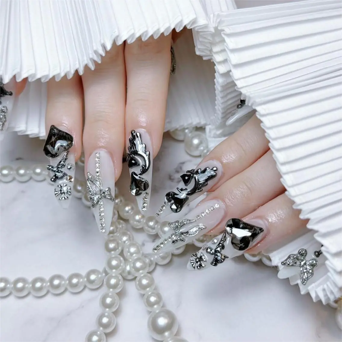 ネイル ハンドネイル 🩷Yun nail Salon 本店🩷のネイルデザイン
