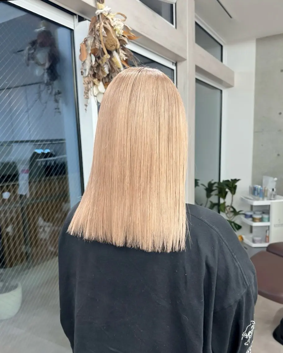 ミディアム ヘアカラー トリートメント 🌱ブリーチ・透明感 カラー/mapi🦭のヘアスタイル