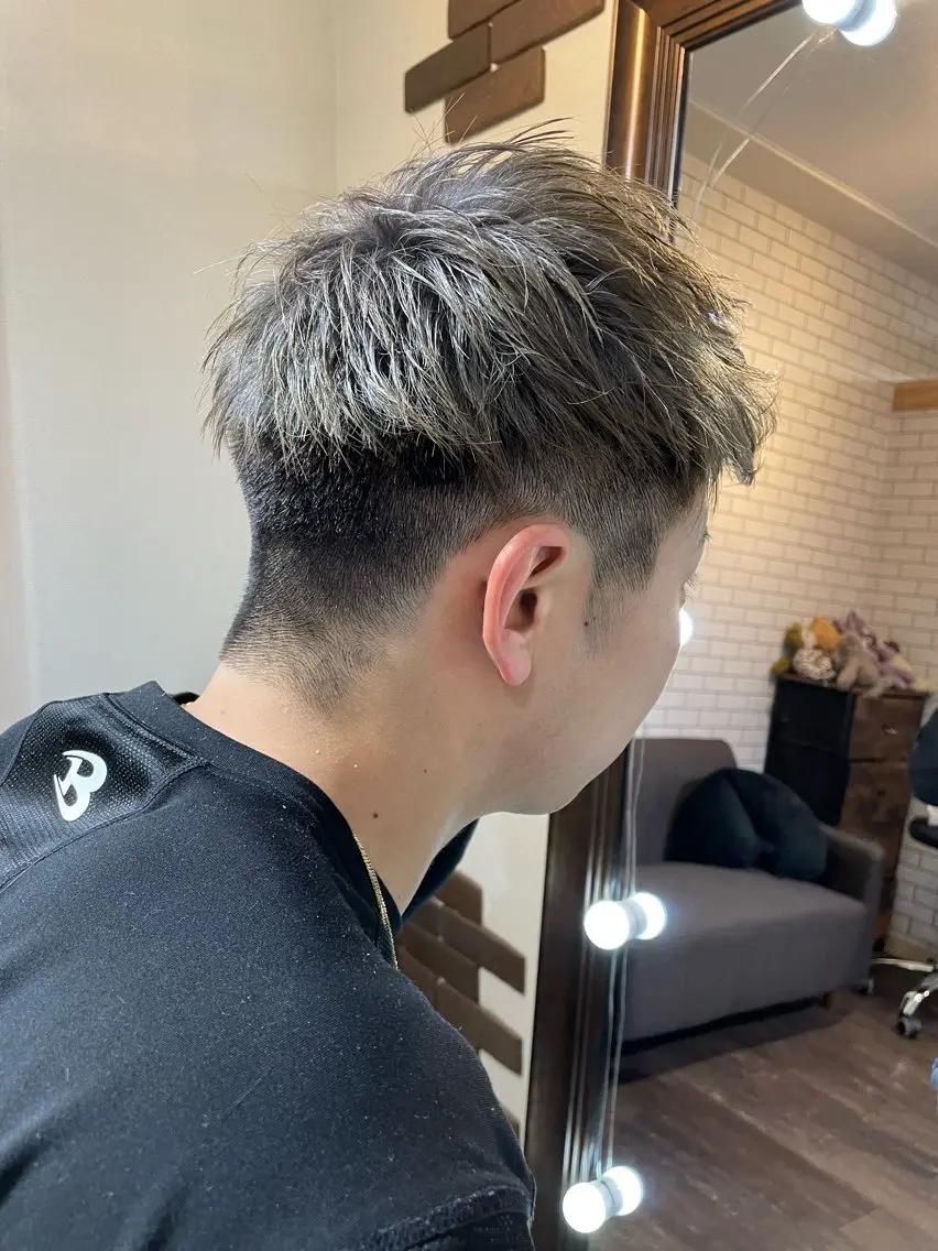 カラー メンズ メンズブリーチ ブリーチ シルバー カット 縮毛矯正 トリートメント 髪質改善カラー💛 NANOHAのヘアスタイル