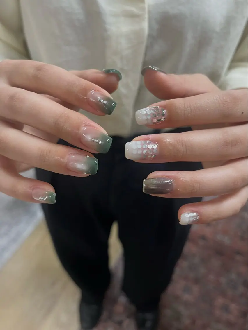 ネイル ハンドネイル フットネイル GARAGE NAIL shionのネイルデザイン