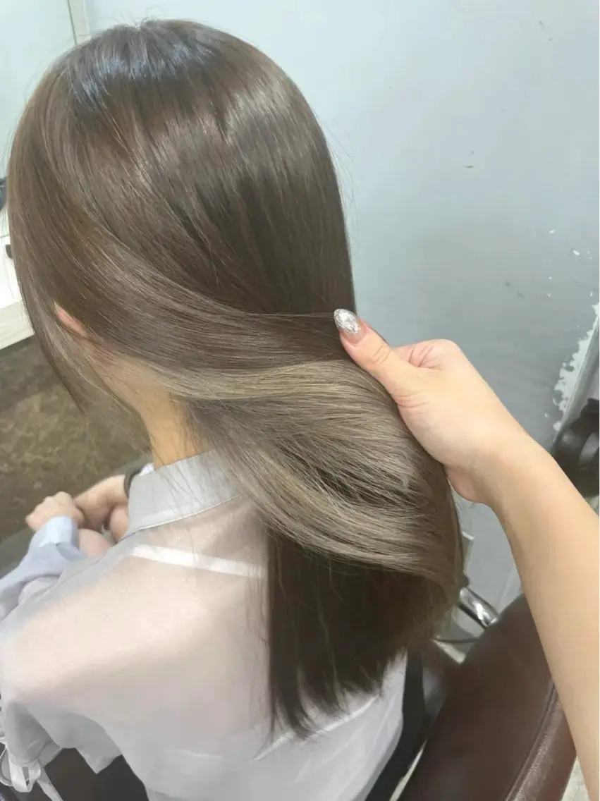 ロング カラー ベージュカラー インナーカラー 多系統似合わせ/ tsuburaのヘアスタイル
