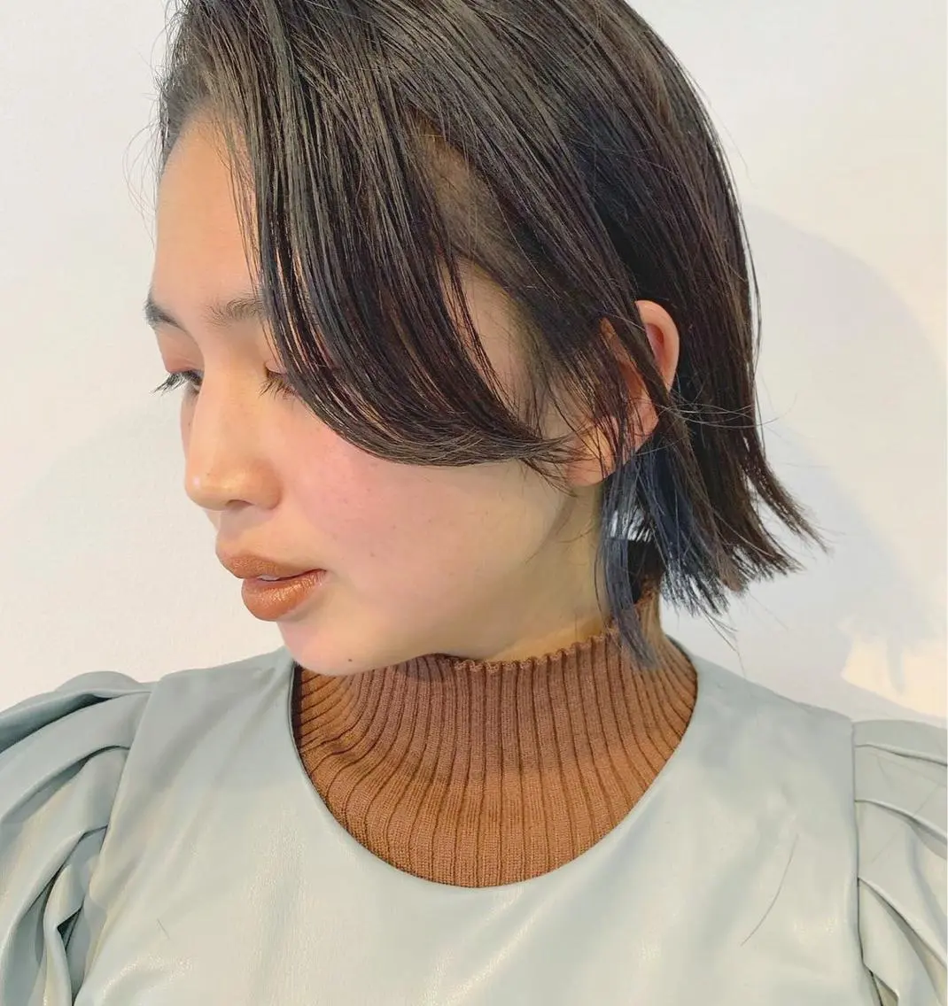 ショート カラー デザインカラー ヤマグチ リョウのヘアスタイル