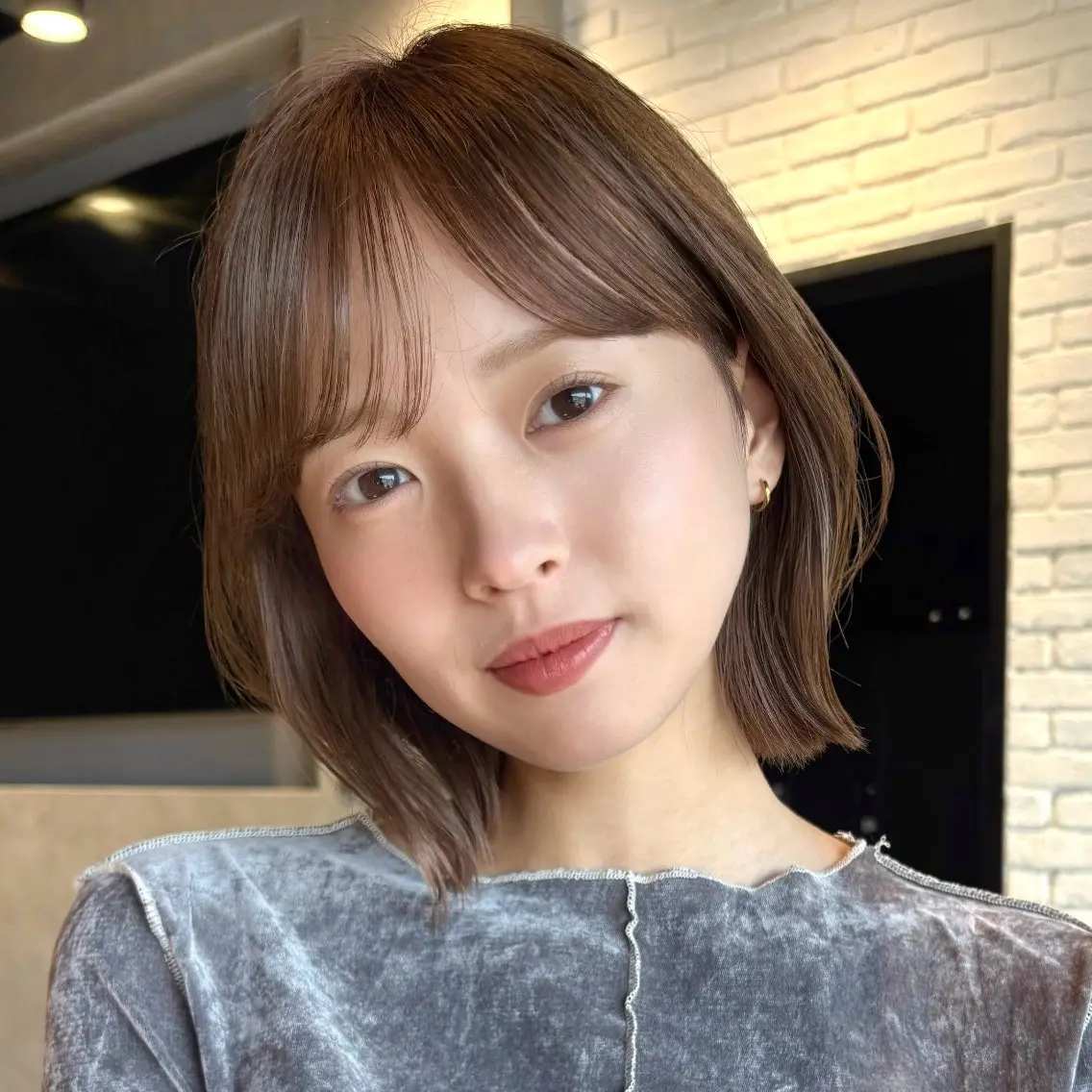ショート カラー アッシュ ベージュカラー ボブ くびれヘア カット ヘアカラー トリートメント 顔まわり🥨レイヤー /透明感/水口舞奈のヘアスタイル