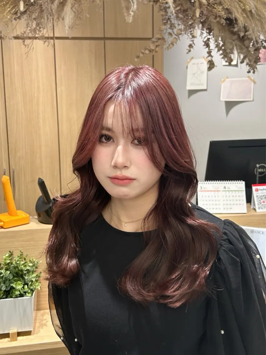 セミロング カラー ブリーチ ケアブリーチ レッドカラー 韓国ヘア×レイヤー カット/上田丈也のヘアスタイル