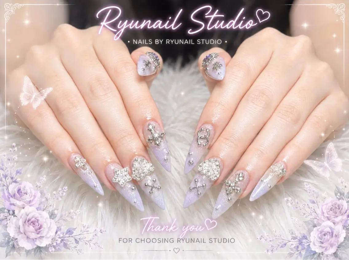 ネイル アートネイル フレンチネイル ジェルネイル キラキラネイル ニュアンスネイル ハンドネイル Ryu Nail YukiChanのネイルデザイン
