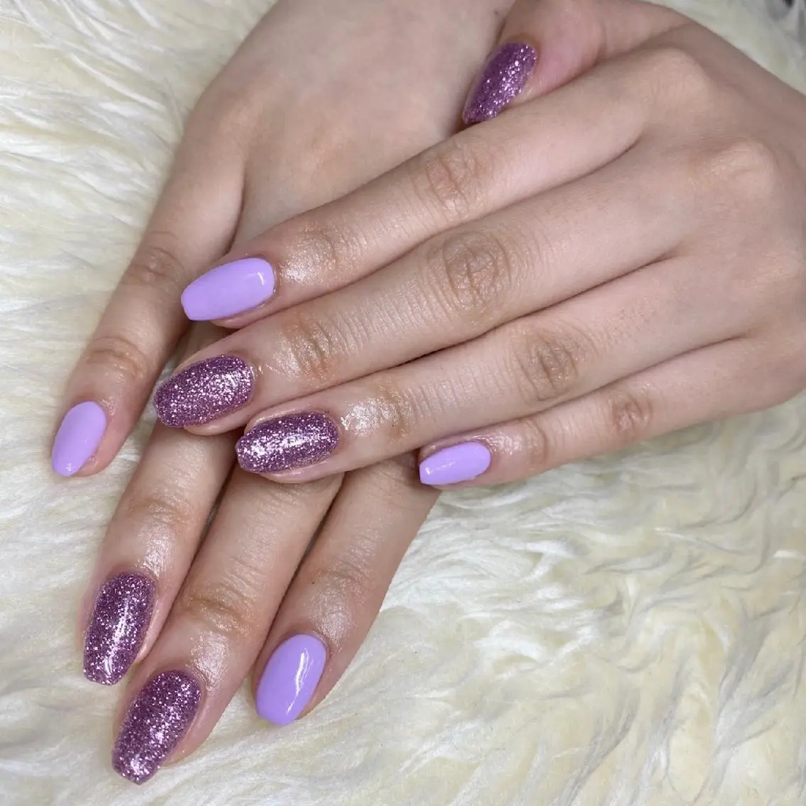 ネイル ラメ(グリッター) パープル ハンドネイル Nail&eye Belire 新宿のネイルデザイン