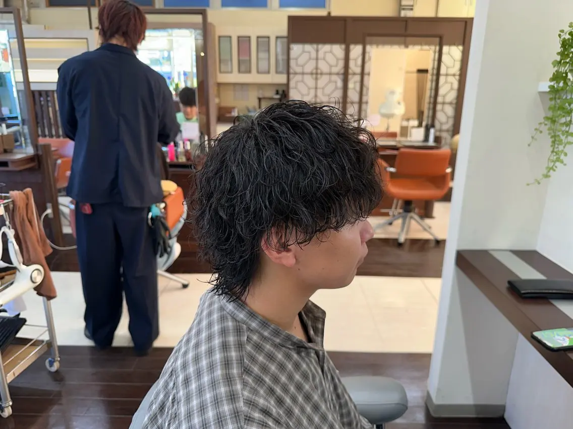 ショート カラー パーマ メンズ 波巻きパーマ カット パーマ ヘアセット 毎月230人担当/ メンズヘア/清和武虎のヘアスタイル