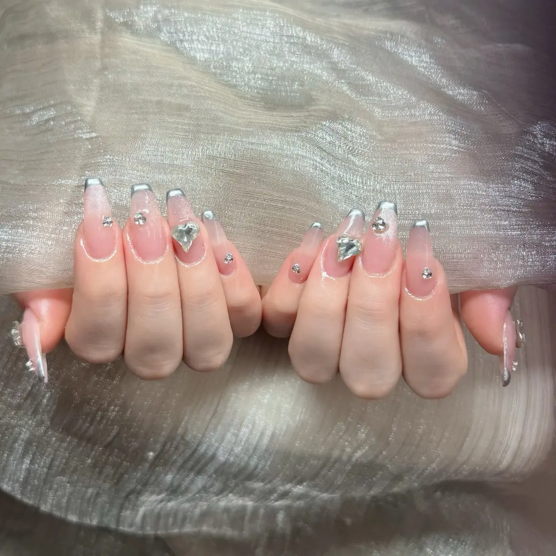 ネイル ジェルネイル 韓国ネイル マグネットネイル ネイルチップ 冬ネイル Lenie Nail Salonのネイルデザイン