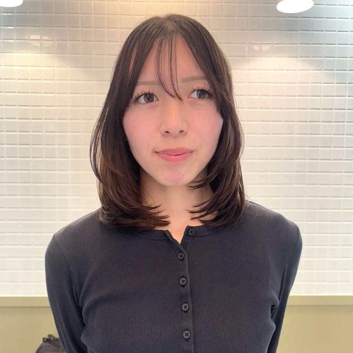 ミディアム 顔周りカット 伸ばしかけ レイヤーカット カット ☕️NOA / レイヤーカット🍮のヘアスタイル