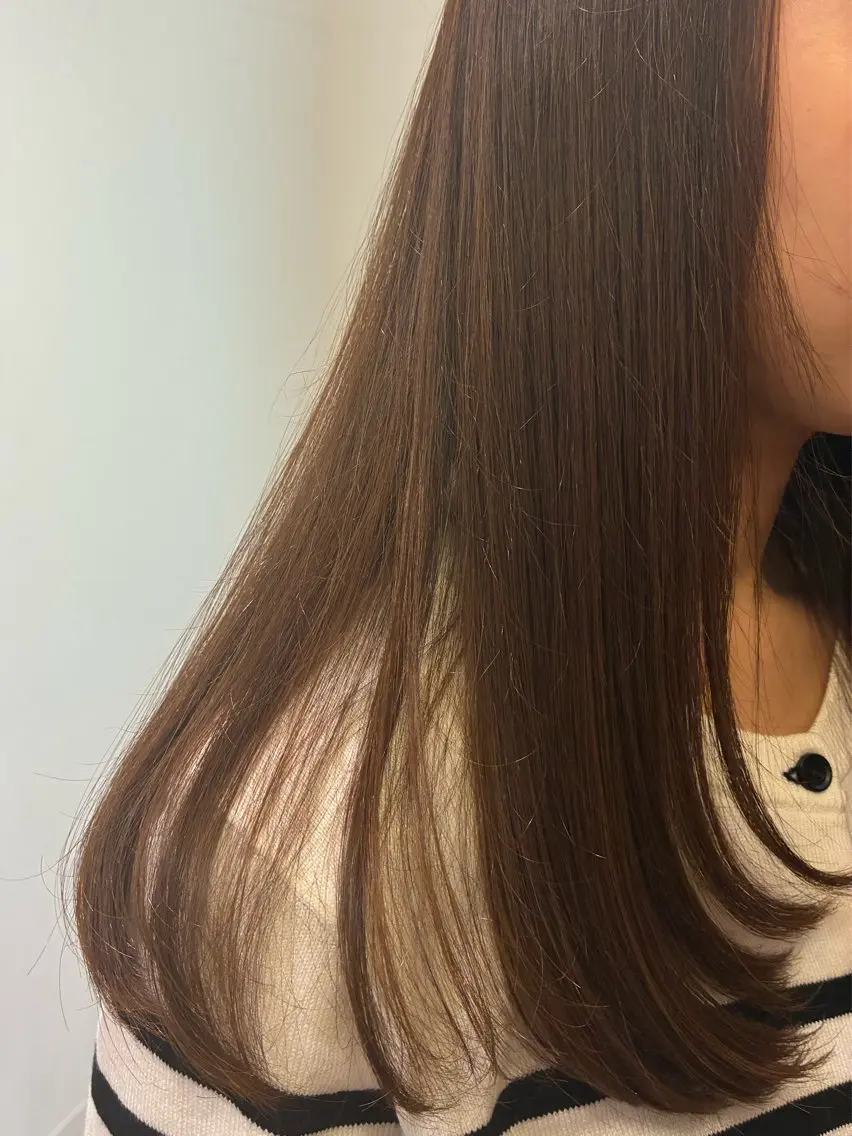 セミロング カラー ベージュカラー オリーブベージュ オレンジ 顔周りカット レイヤーカット ヘアカラー 🫧 みゆ🫧のヘアスタイル