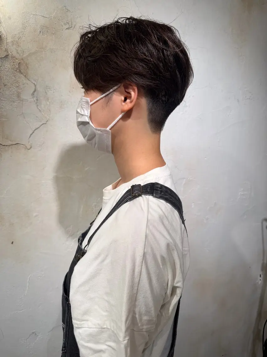 ショート マネージャー 山城洸希のヘアスタイル