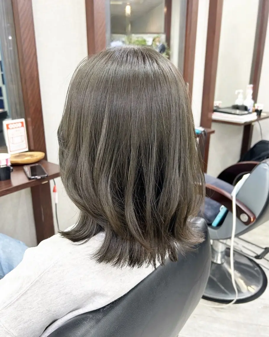 ミディアム カラー グレージュ オリーブグレージュ オリーブグレー ＊横浜駅＊ 金子 誠也のヘアスタイル