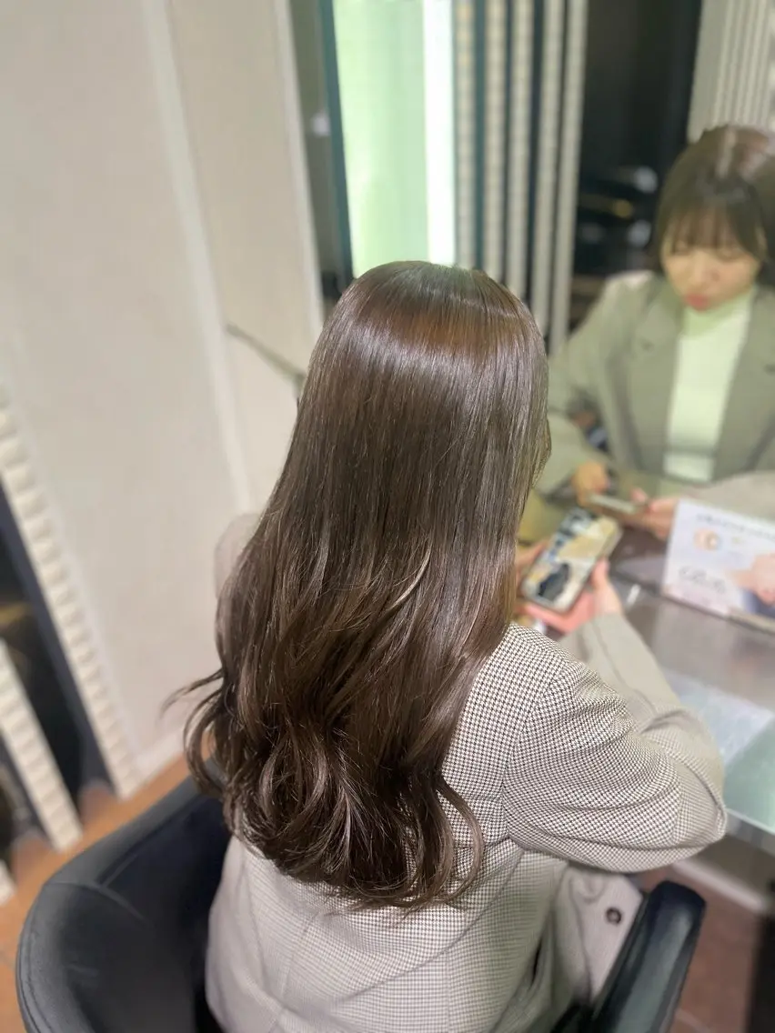 ロング カラー ベージュカラー ブリーチ ブリーチなしカラー 都築 明日香のヘアスタイル