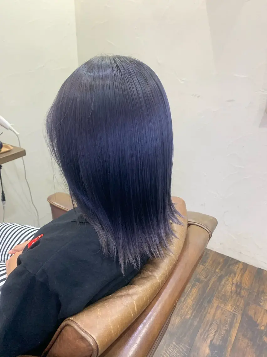 カラー アッシュ ブルーカラー ブルーアッシュ 大西 華央のヘアスタイル