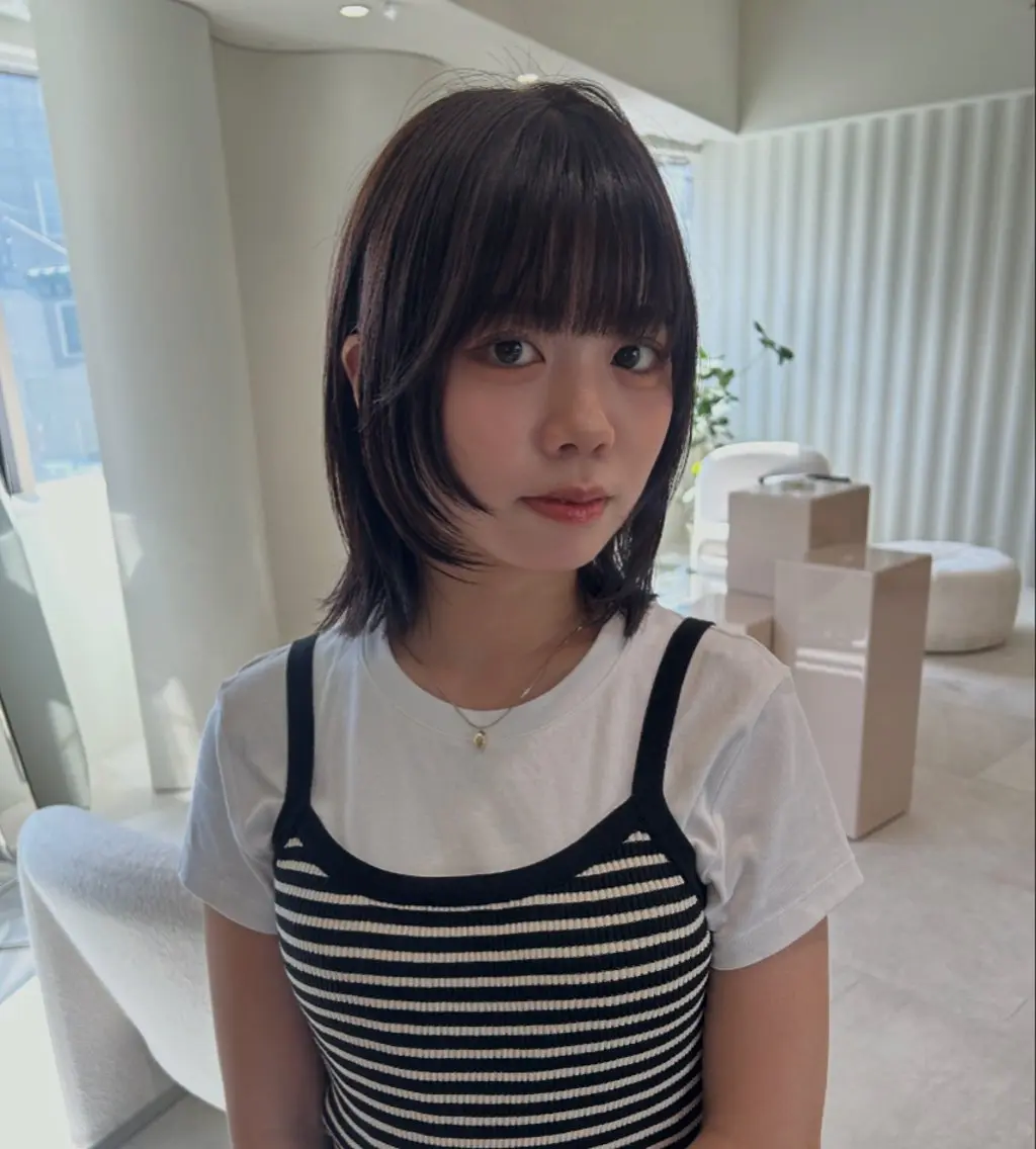 ミディアム カラー ミディアムレイヤー ブラウンカラー 透明感カラー レイヤーカット 海外レイヤー /NAGISAのヘアスタイル