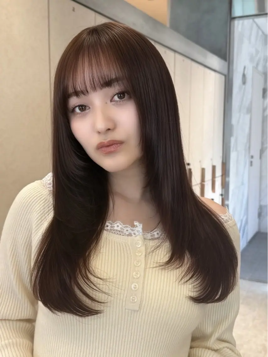 ロング ロングレイヤー レイヤーカット ロング レイヤー/縮毛矯正 /透明感/しおんのヘアスタイル
