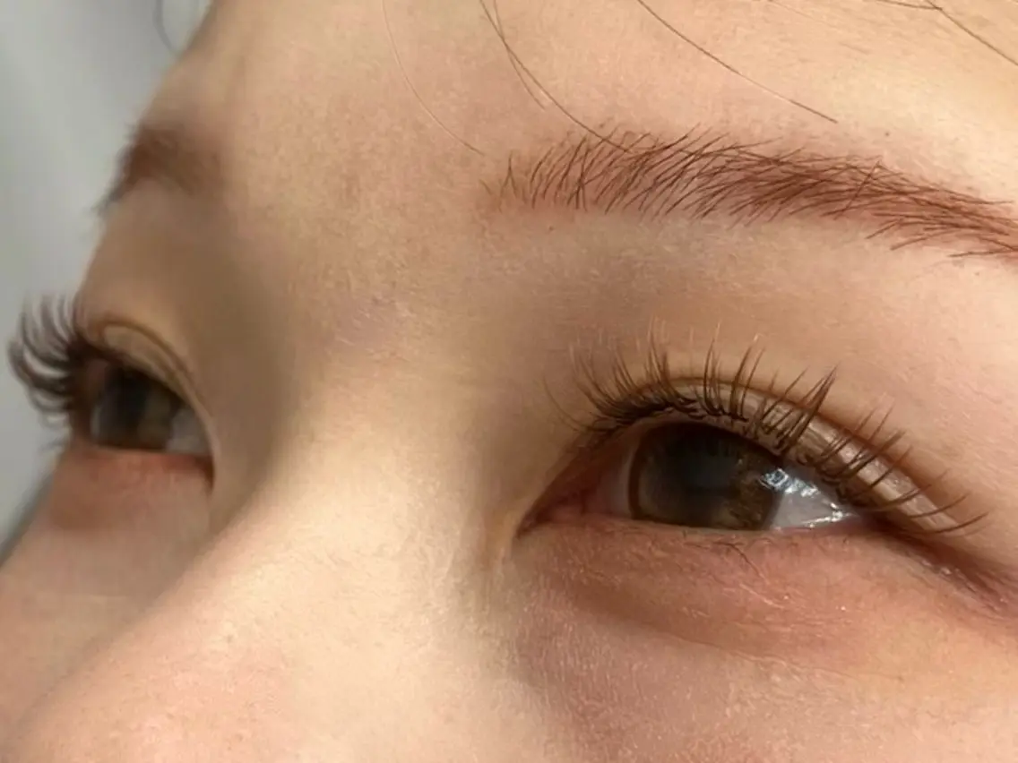 マツエク・マツパ バインドロック カラーマツエク 熊谷 りかのマツエク・マツパデザイン